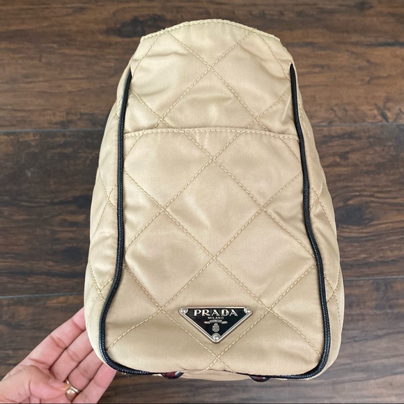 Prada handbag - Picture 7 of 16